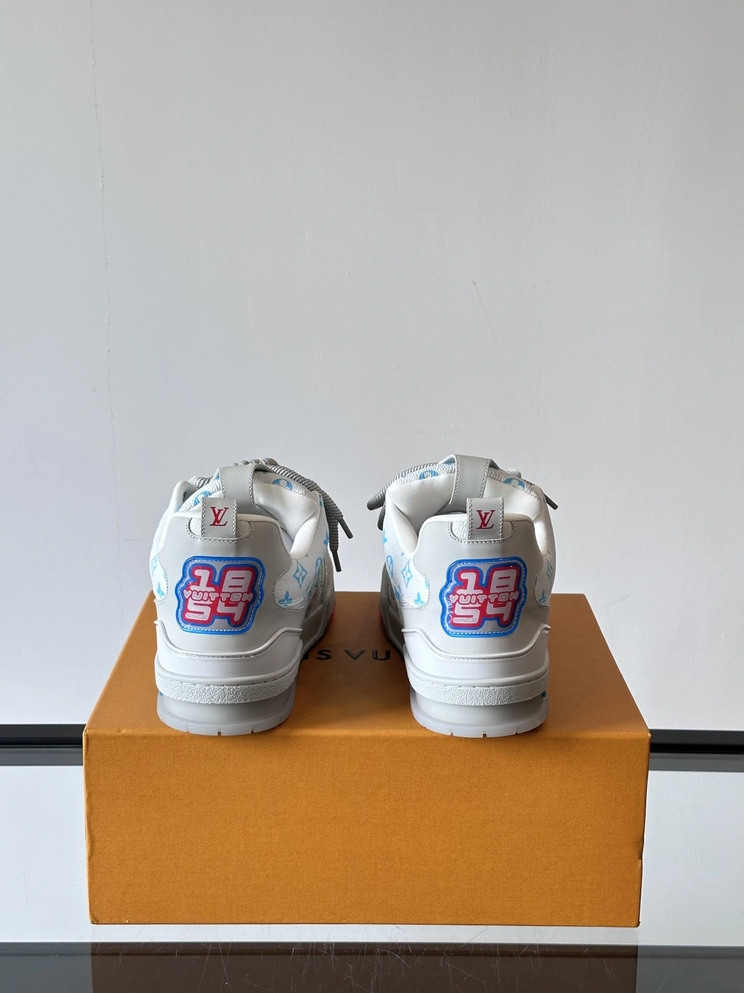OOBB- 8V item：E-X076J3730