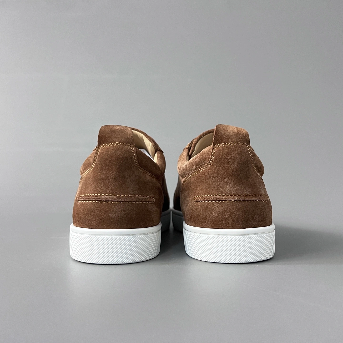 OOBB- 8ou2ou 3250667c958 cowhide item:F-X300A2420B