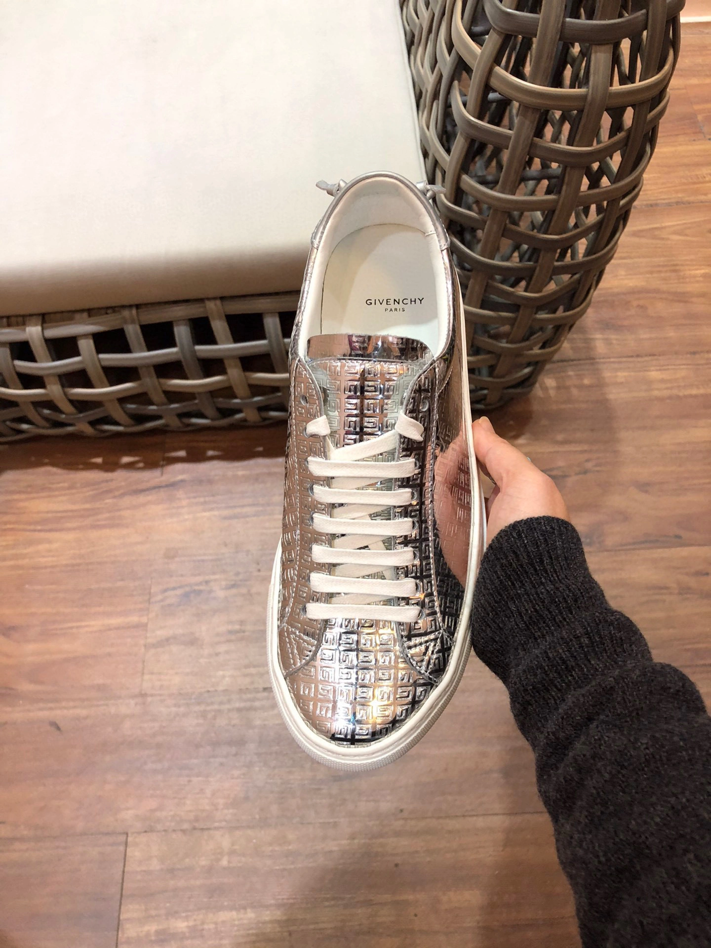 OOBB- BE0003E17V-040 Urban Street cowhide item：B-X000F0370C