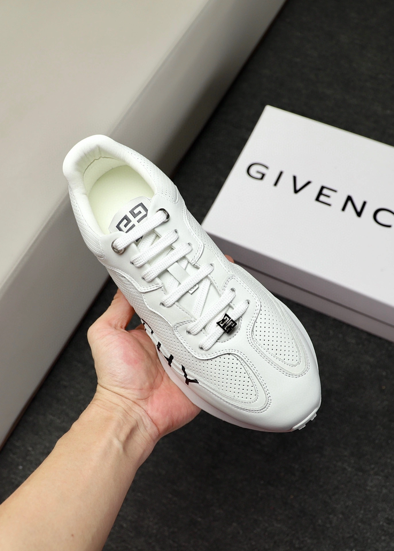 OOBB- BH005CH16R-100 Runner item：B-X301F0367C