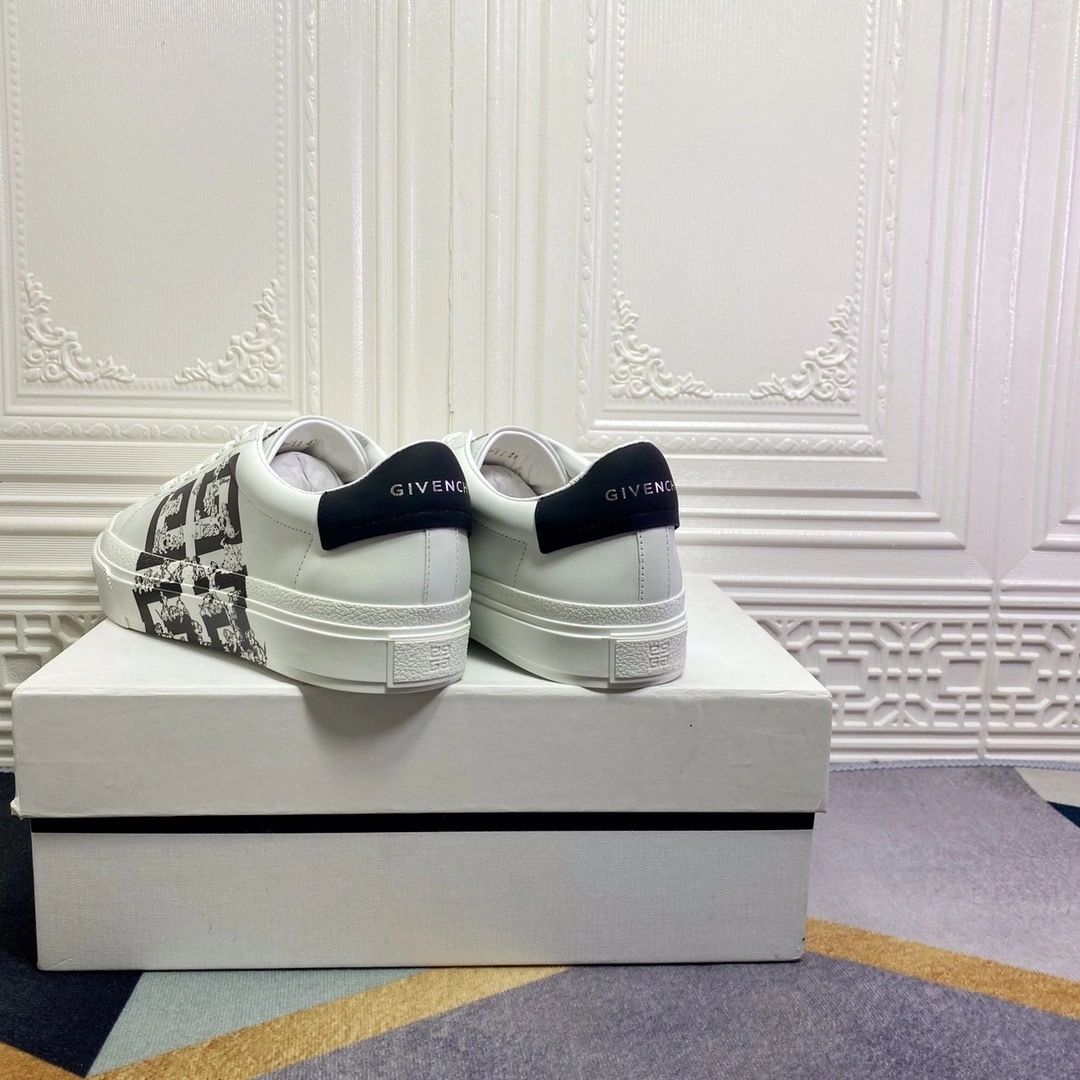OOBB- BH005VH1BA-116 101 Dalmatians City Sport item:B-X032I1511H