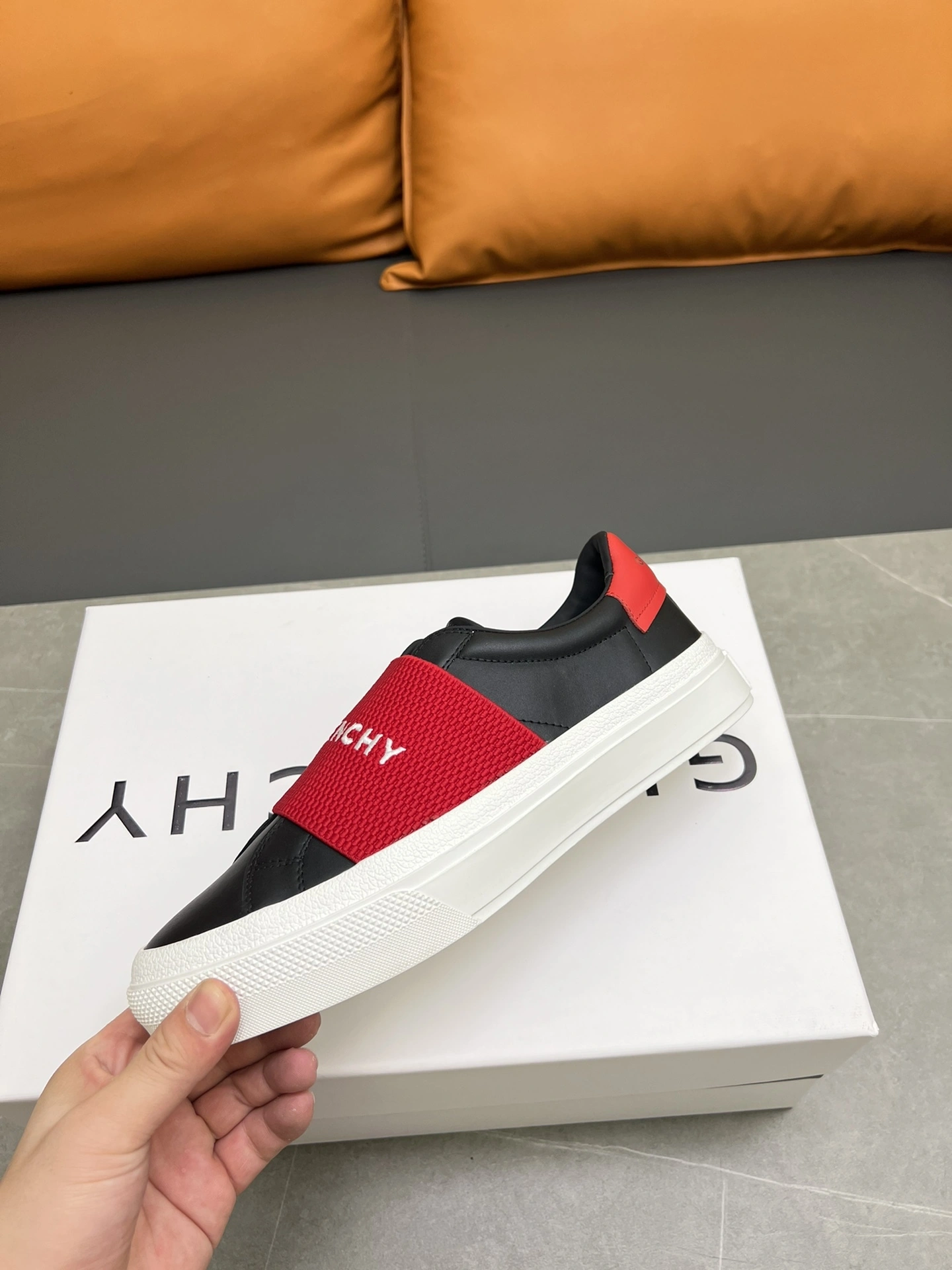 OOBB- BH005XH19R-973 item:C-X230I0116Y