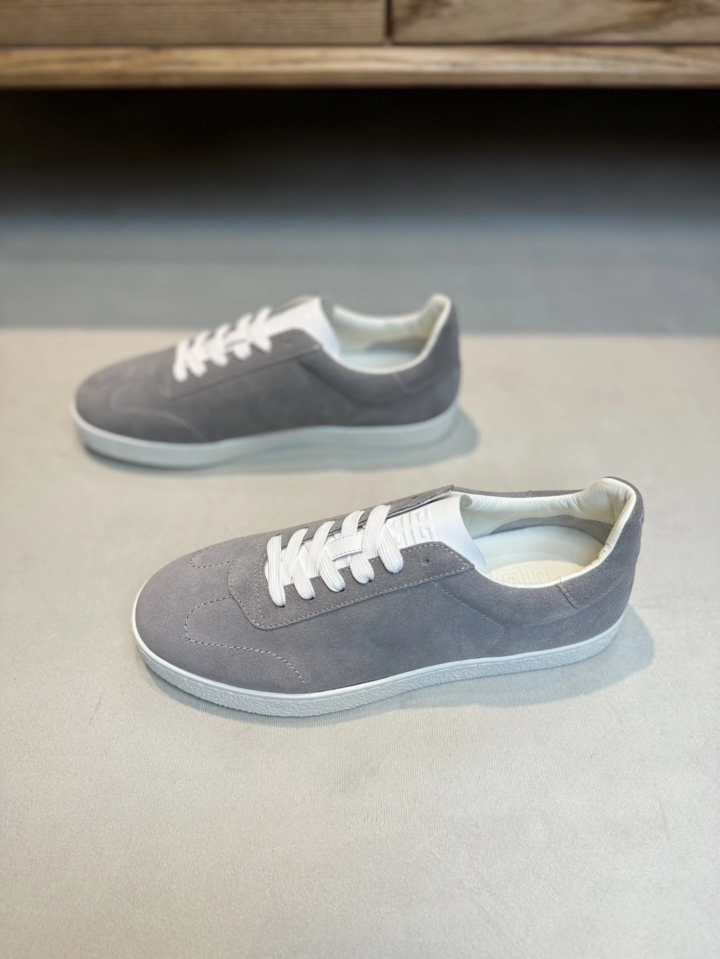 OOBB- BH009UH1NU-050 Calfskin item:D-X158A1064
