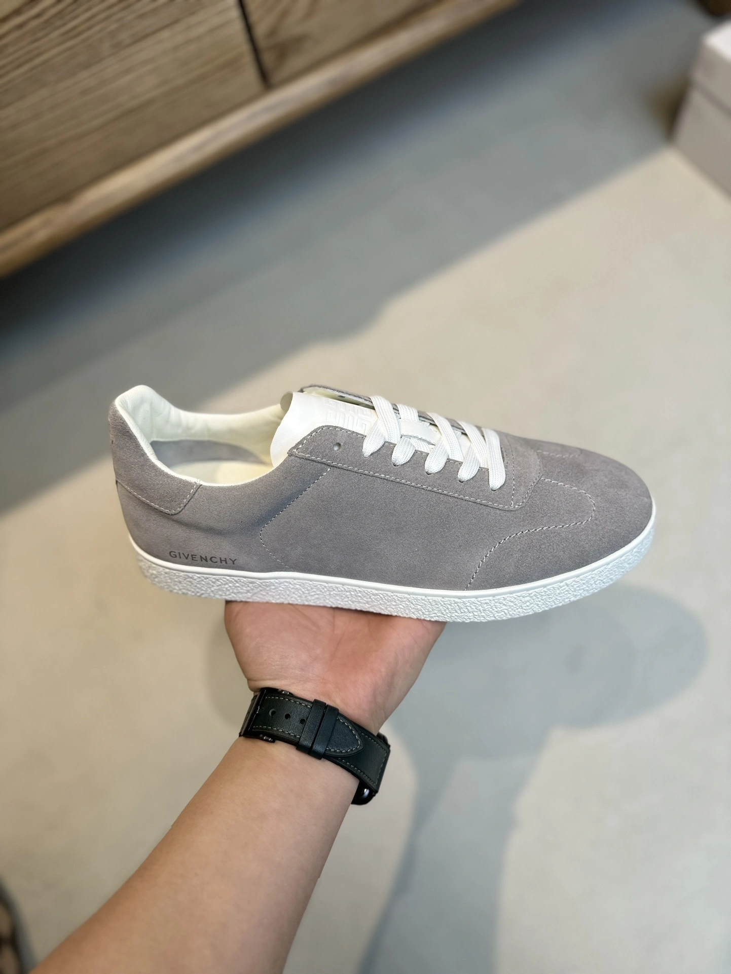 OOBB- BH009UH1NU-050 Calfskin item:D-X158A1064