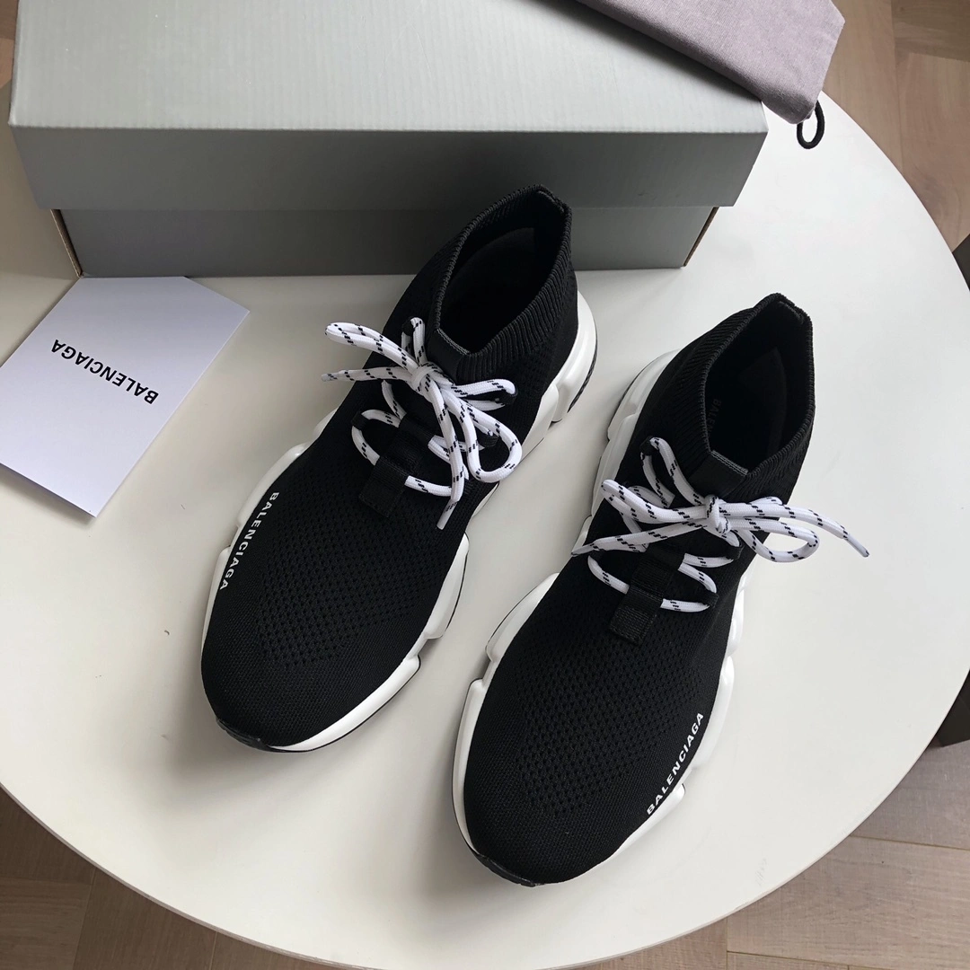 &OOBB- Balenciaga 562159W1HP01000 item : A-X230J1030L