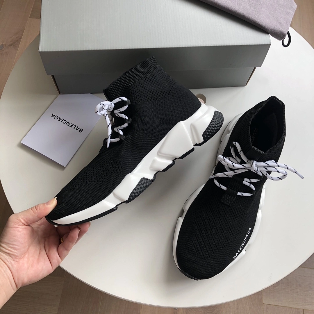 &OOBB- Balenciaga 562159W1HP01000 item : A-X230J1030L