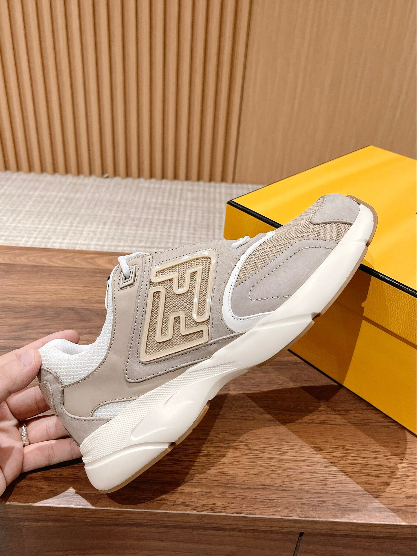 OOBB- Faster ss22 new arrival～ 2022 item:B-X602J2623