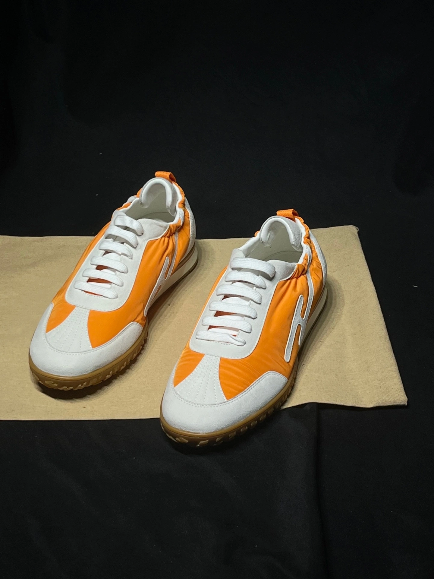 OOBB- H5r75s H242923Z HH5 sheepskin item：E-X000G1299F