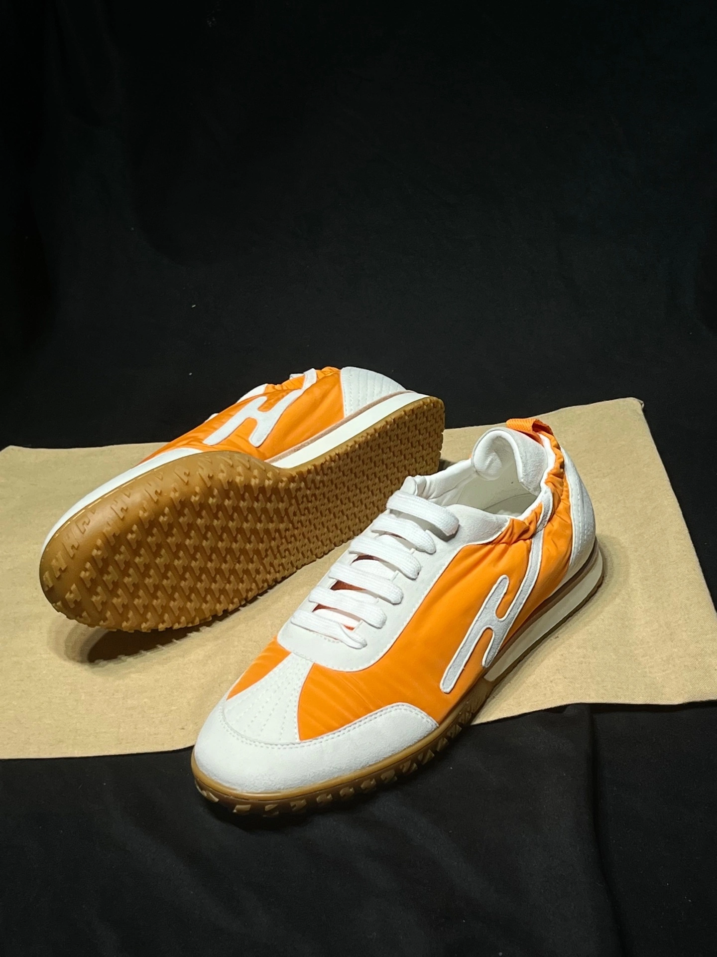 OOBB- H5r75s H242923Z HH5 sheepskin item：E-X000G1299F