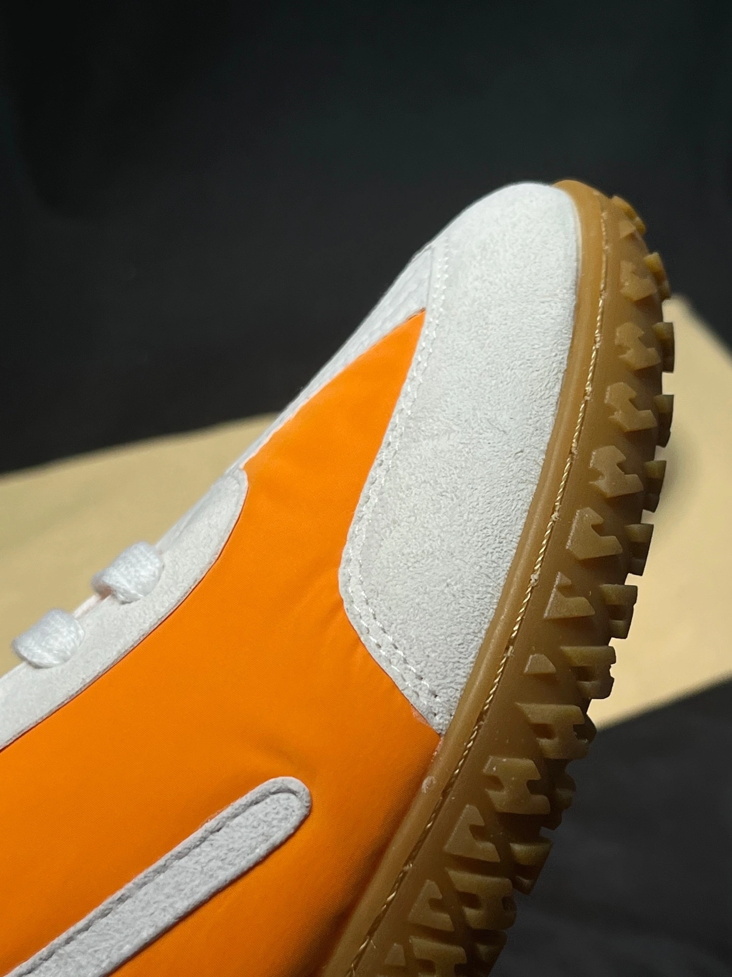 OOBB- H5r75s H242923Z HH5 sheepskin item：E-X000G1299F
