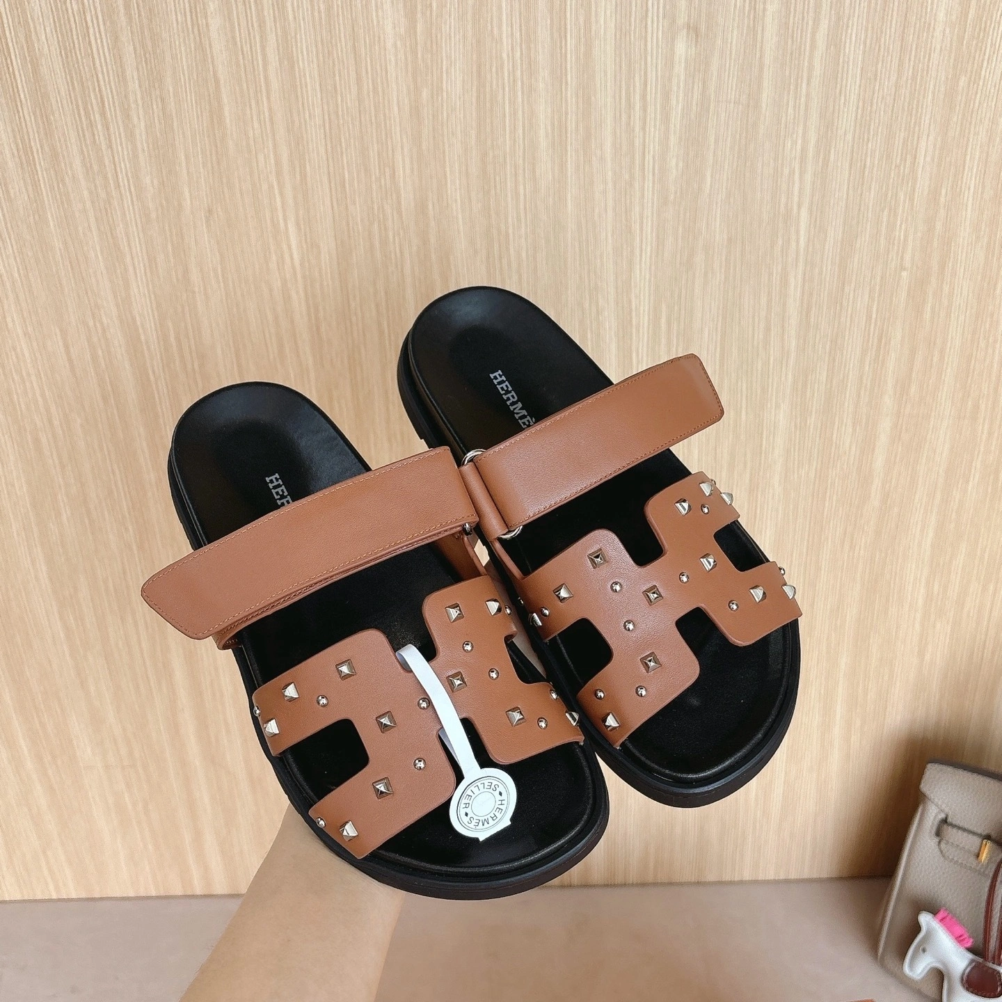 OOBB- H5r75s H251017Z A3 item：E-X555J3888