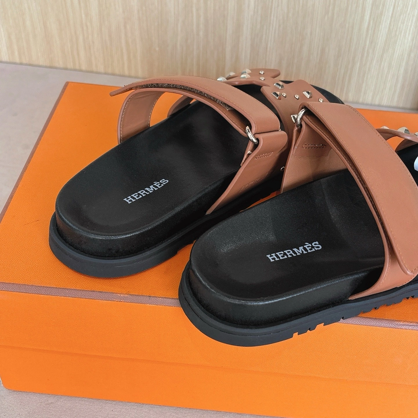 OOBB- H5r75s H251017Z A3 item：E-X555J3888