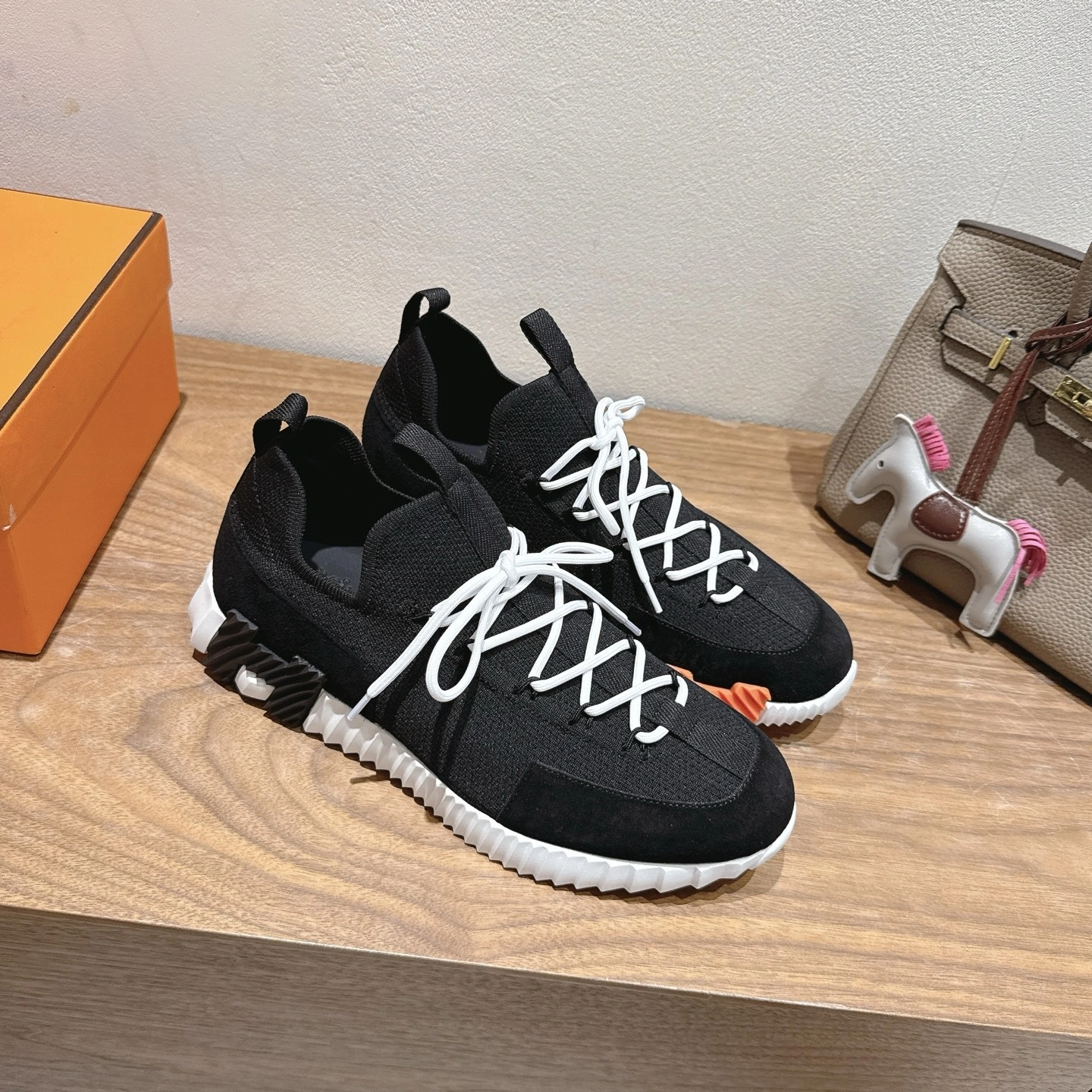 OOBB- H5r75s H252858Z H02 item：E-X555J3715