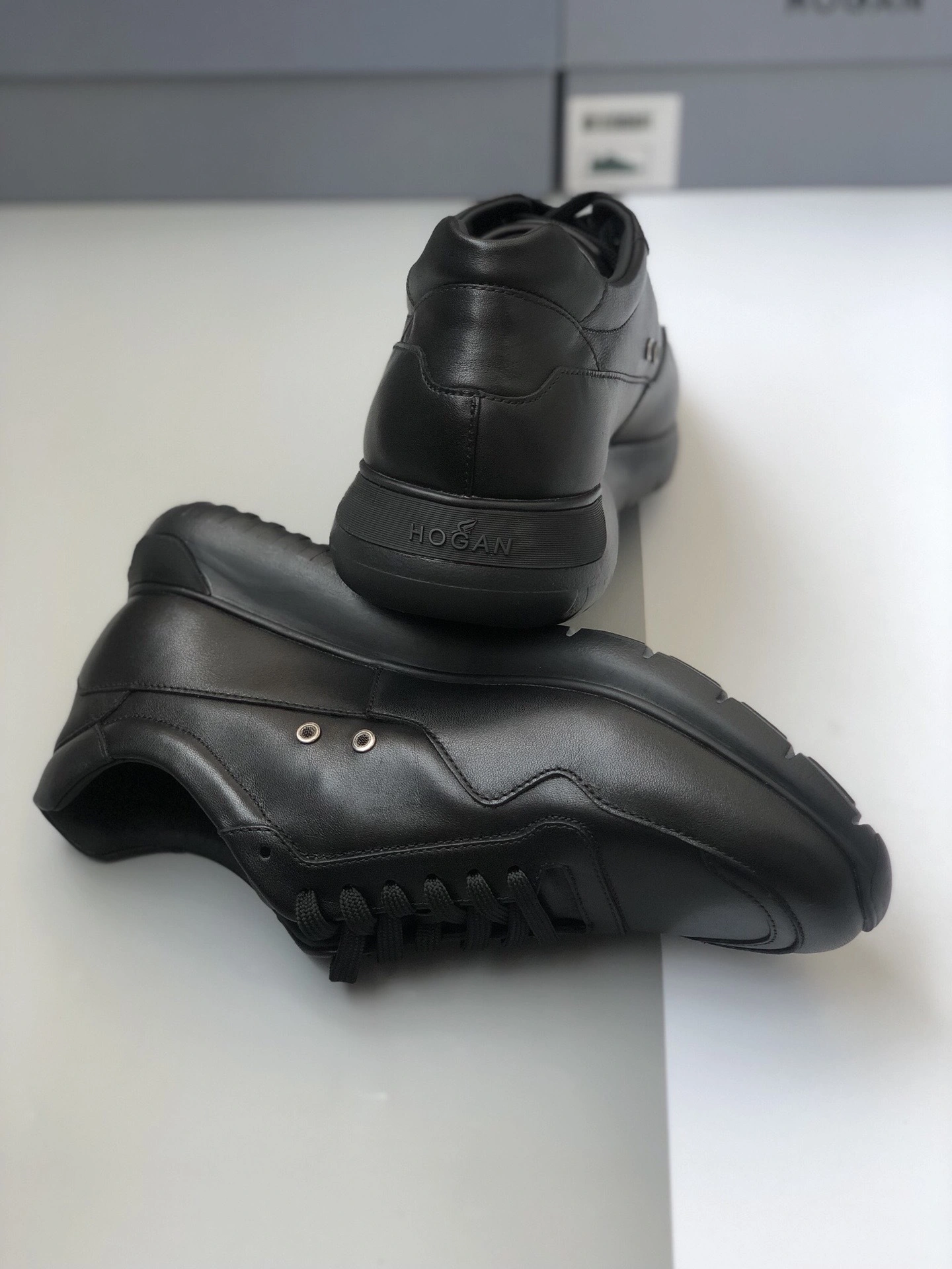 OOBB- HXM3710CP50LE9B999 nteractive3 item:B-X185E2618
