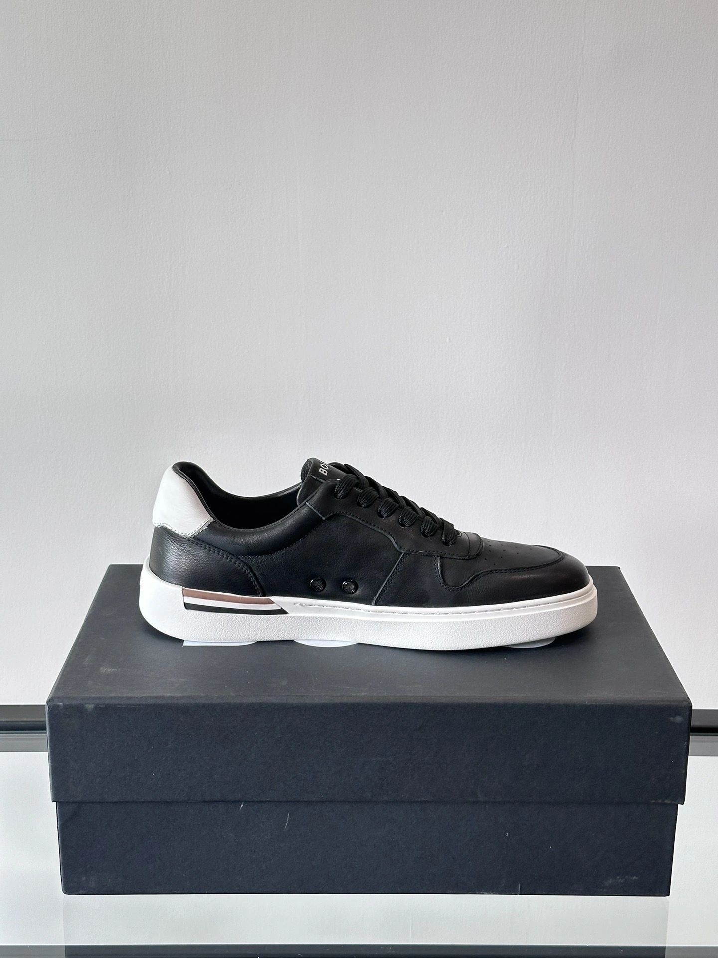 OOBB--Other brands 50498894-001 Calfskin item:E-X230A0163