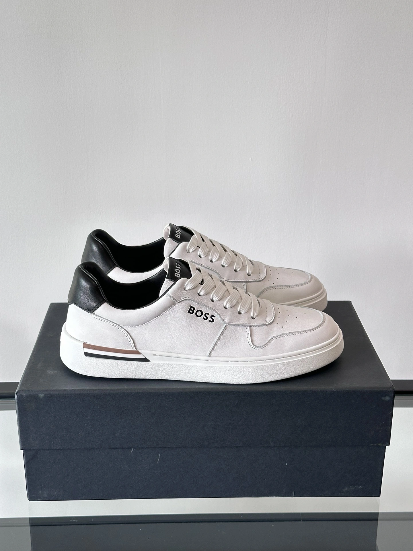 OOBB--Other brands 50498894-140 Calfskin item:E-X230A0164