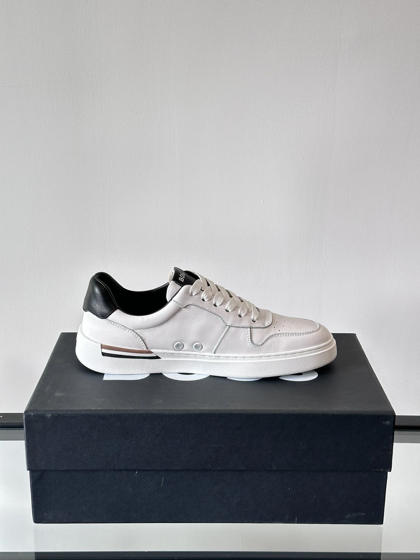 OOBB--Other brands 50498894-140 Calfskin item:E-X230A0164