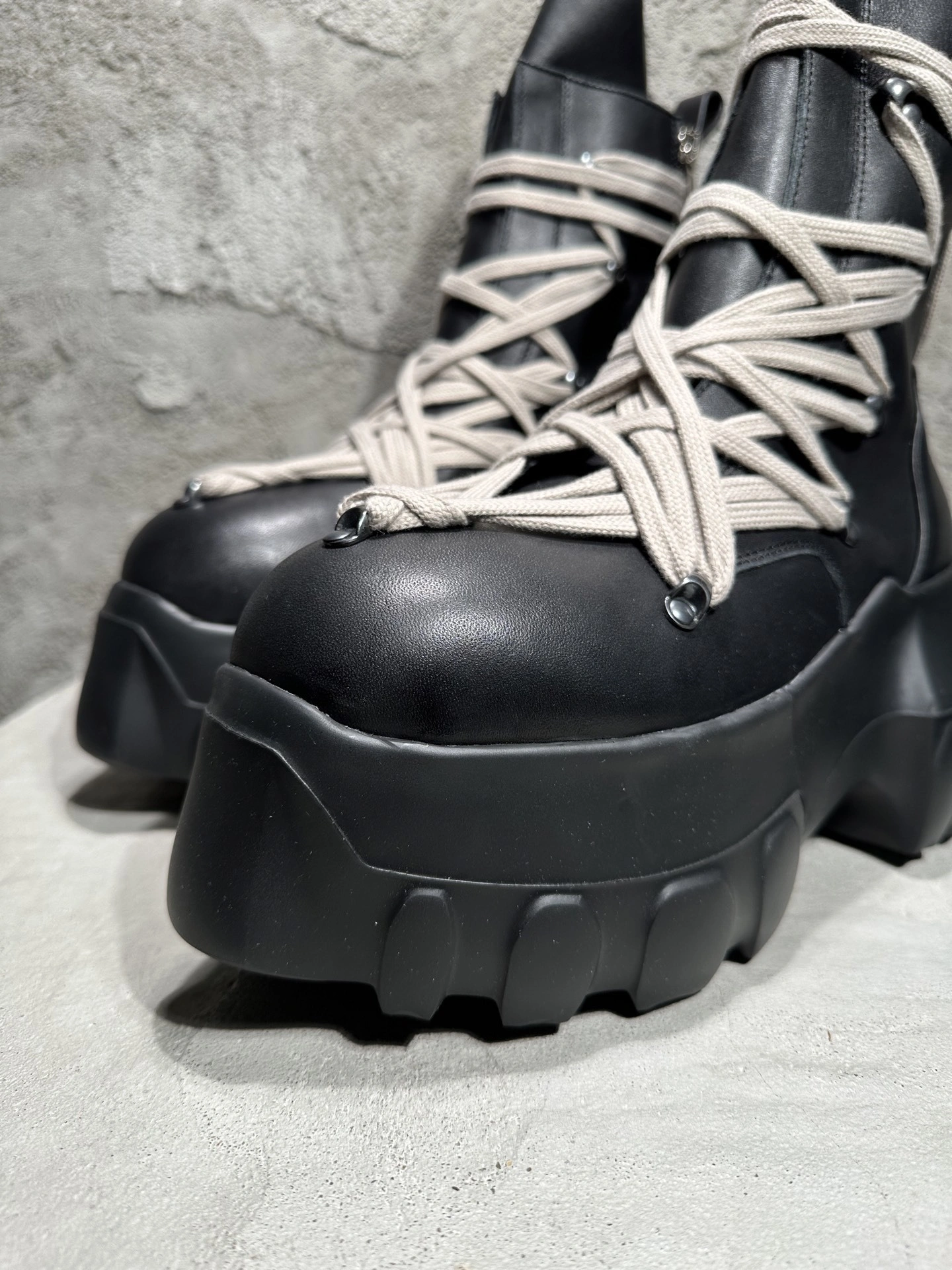 OOBB--Ow59s RU01E5867LOOW1-99 RP01E7871LOOW-199 Calfskin item:E-X409K1906