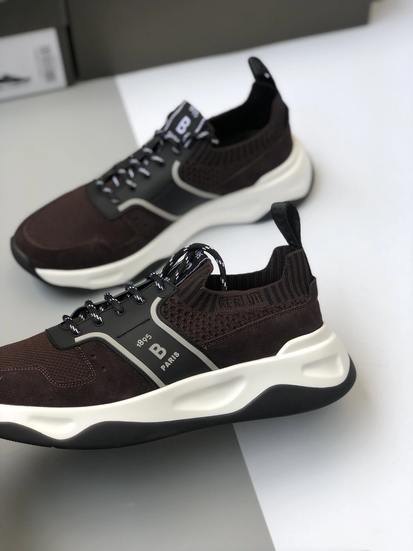 OOBB- S5543-Z5MJ1 Berluti Shadow item:B-X185E2616
