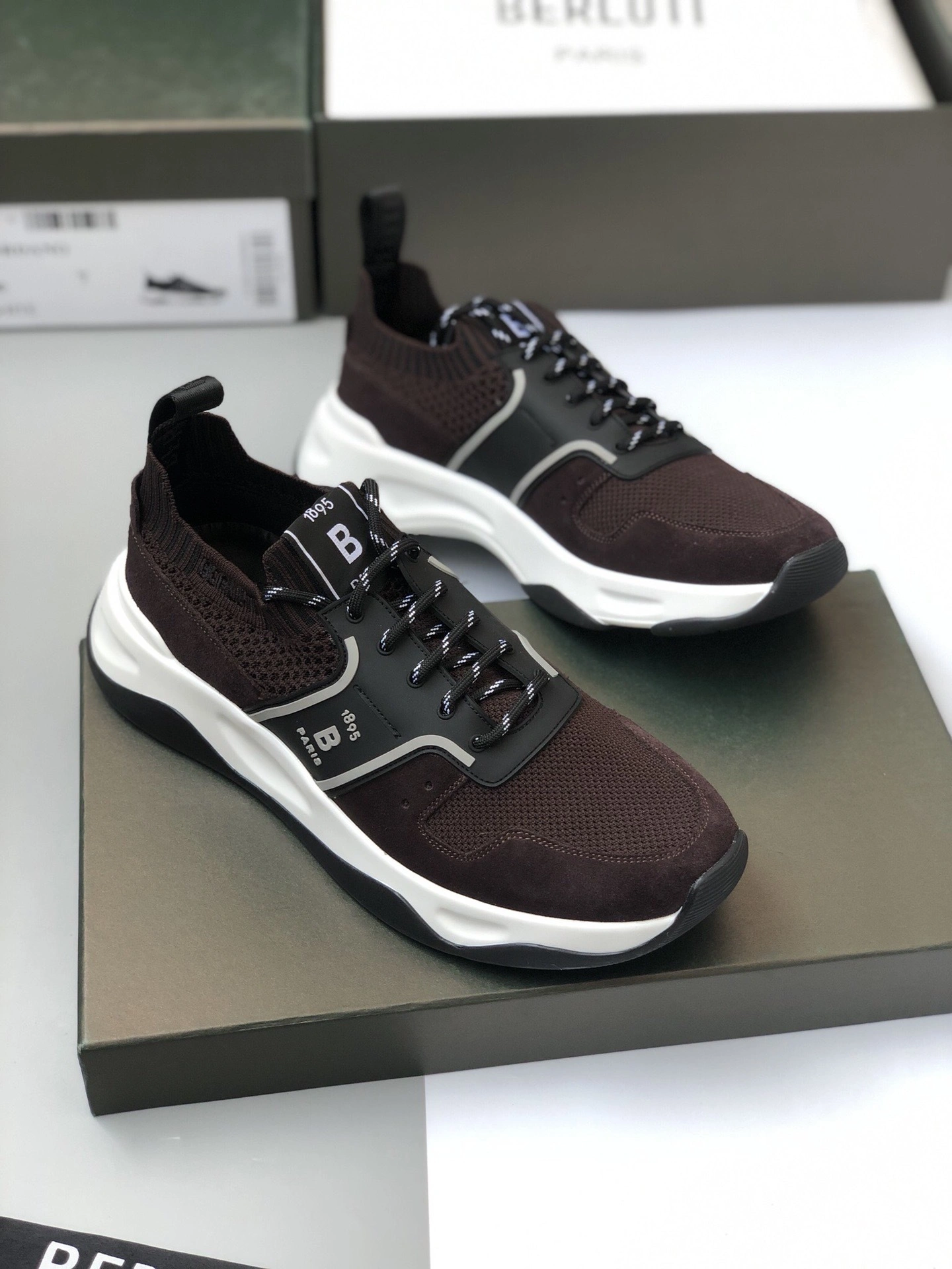 OOBB- S5543-Z5MJ1 Berluti Shadow item:B-X185E2616