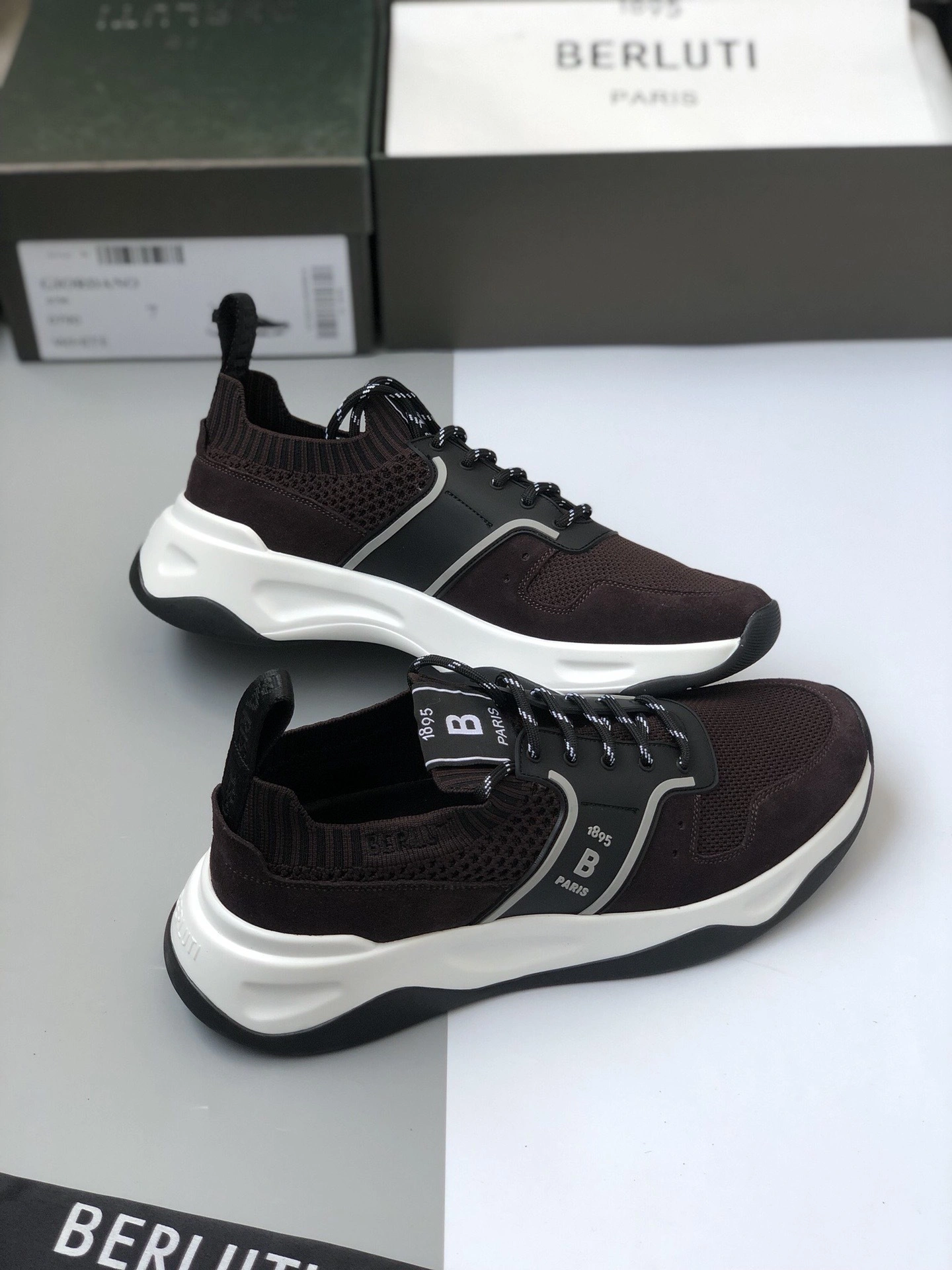 OOBB- S5543-Z5MJ1 Berluti Shadow item:B-X185E2616