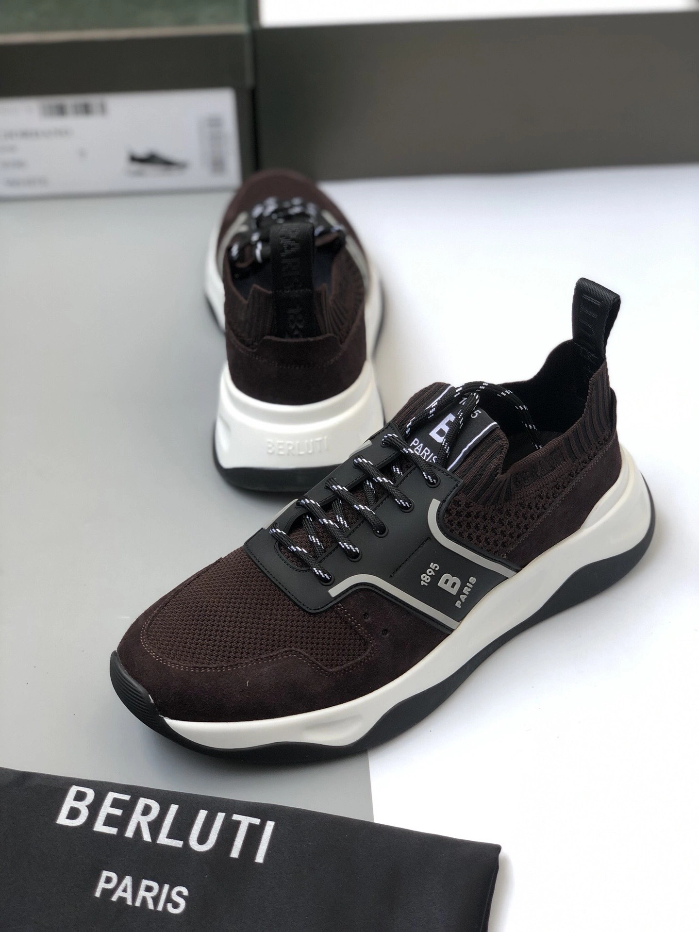 OOBB- S5543-Z5MJ1 Berluti Shadow item:B-X185E2616