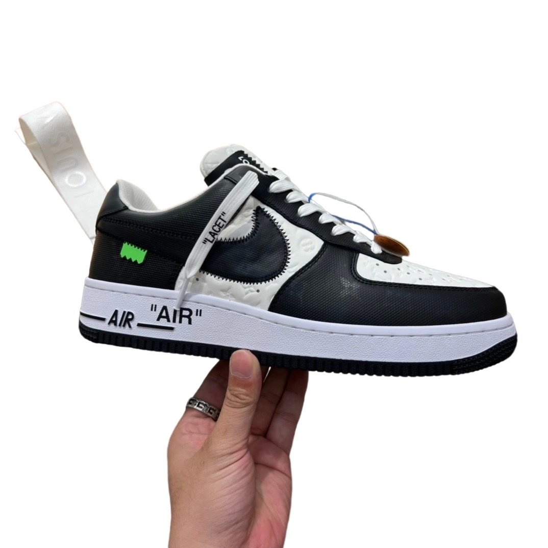 OOBB — THE TEN Swoosh item:C-X158C0694