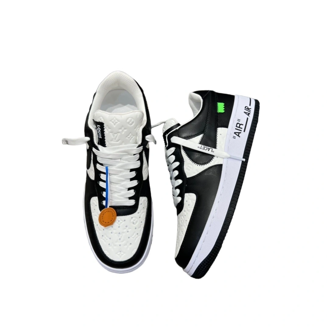 OOBB — THE TEN Swoosh item:C-X158C0694
