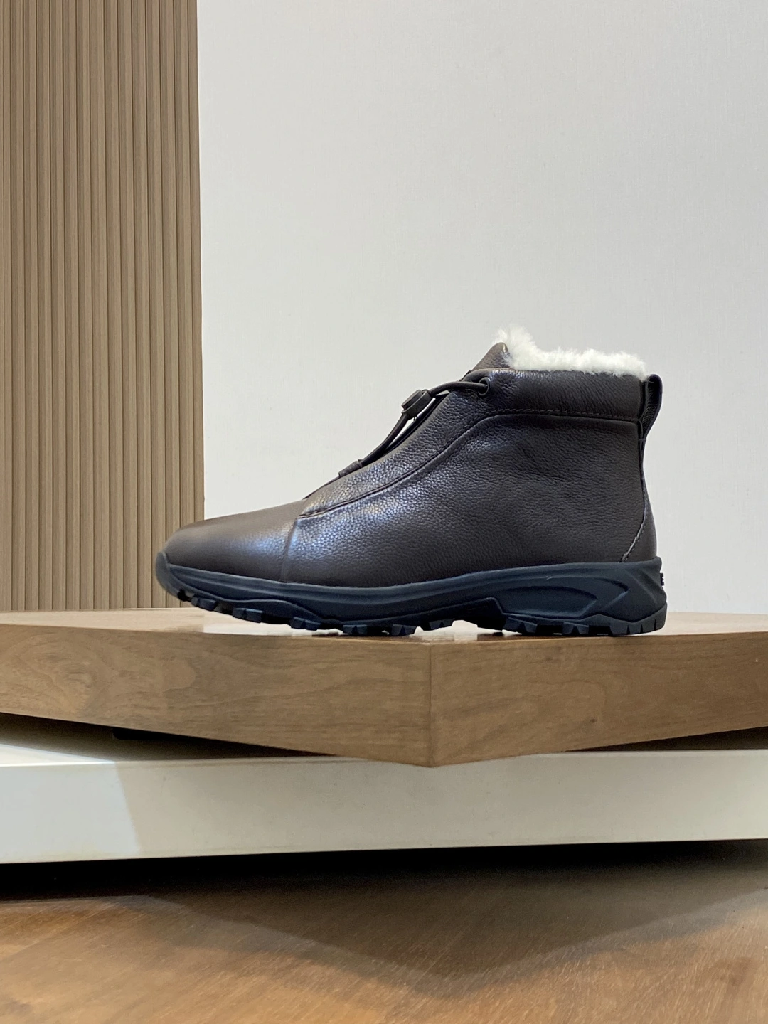 OOBB--Z5691 LHPRZ-S5835Z-TDM Calfskin item:E-X062L1404B