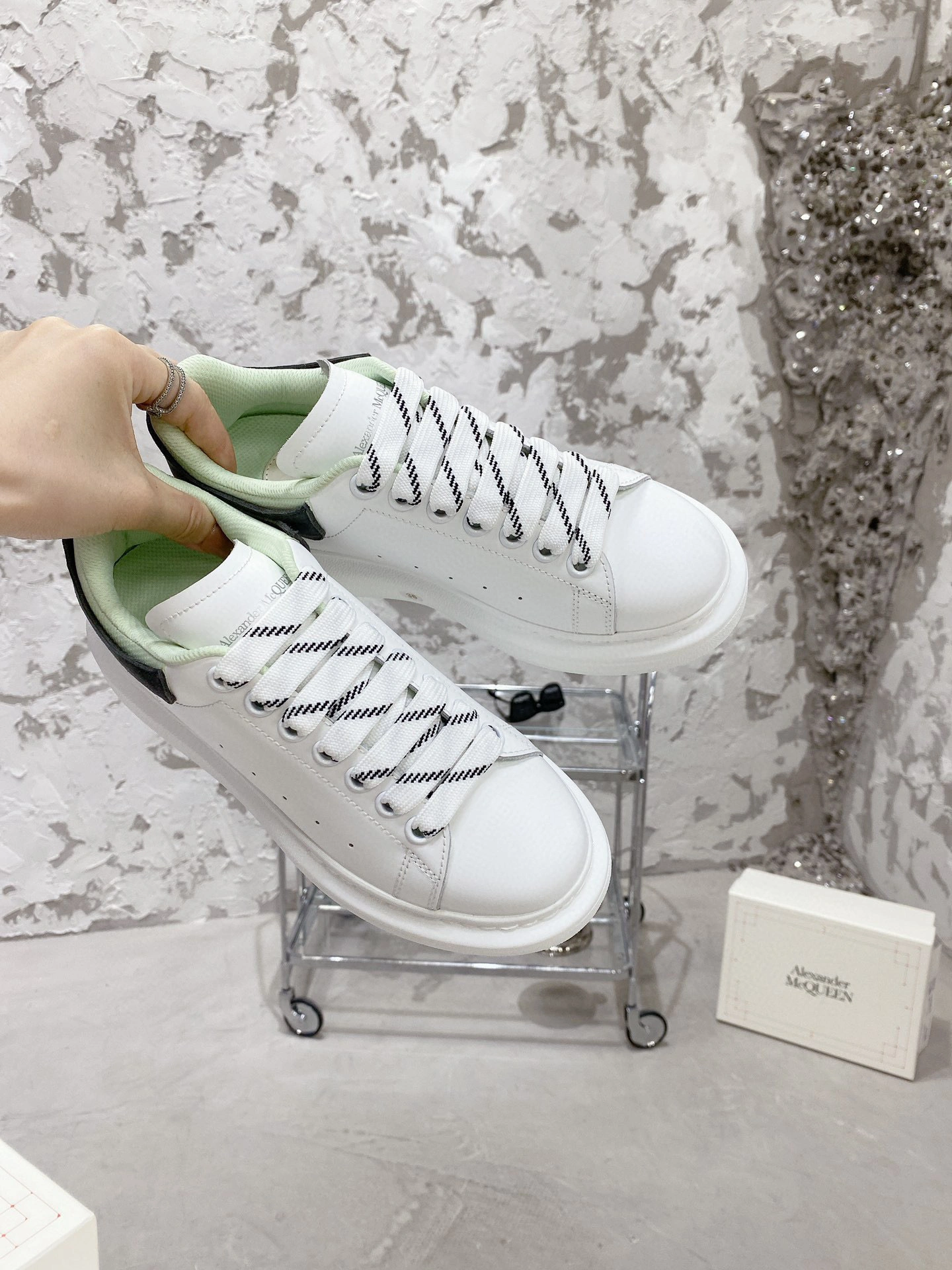 OOBB- item:B-X158J2625