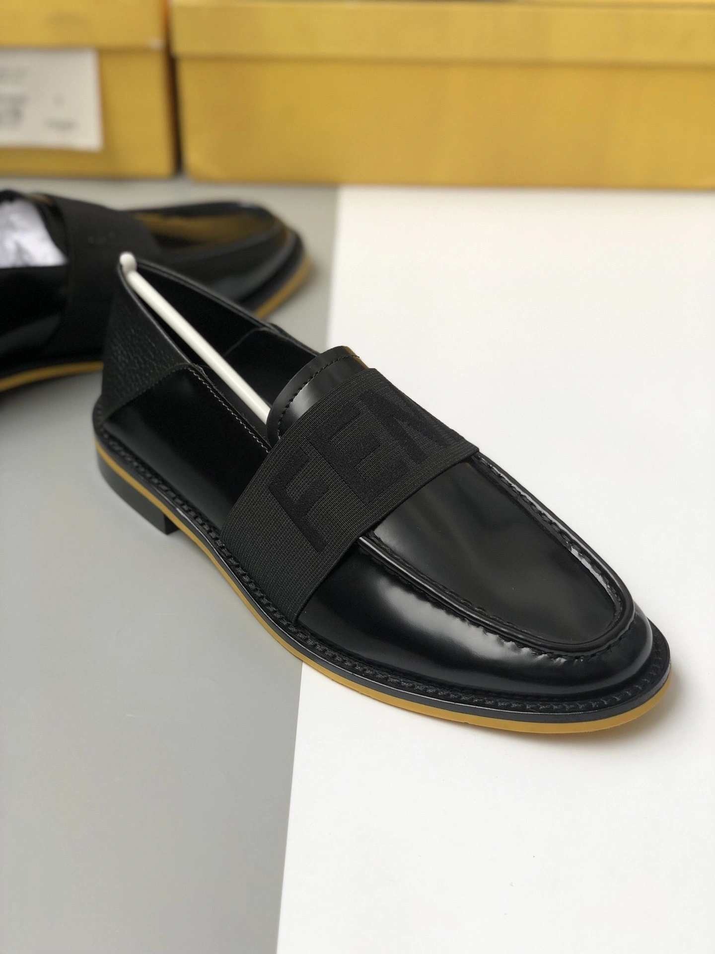 OOBB- item:B-X185E2701