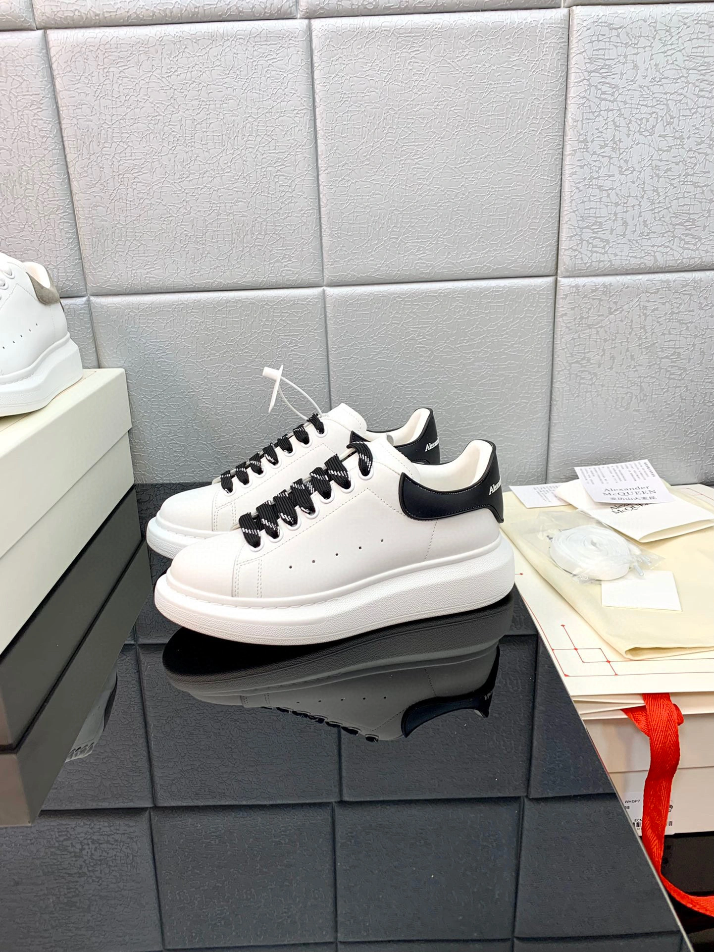 OOBB- item：B-X281E3113C