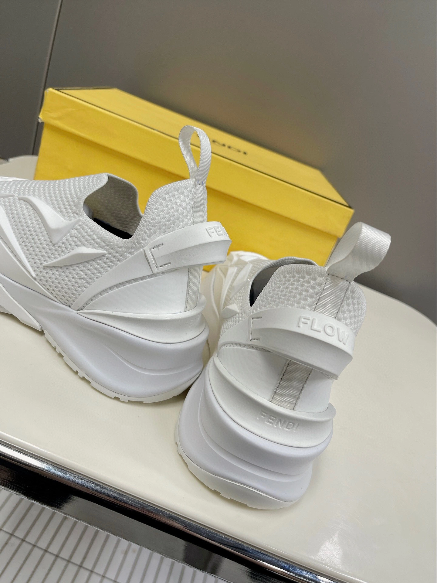 OOBB- item:B-X602J2636