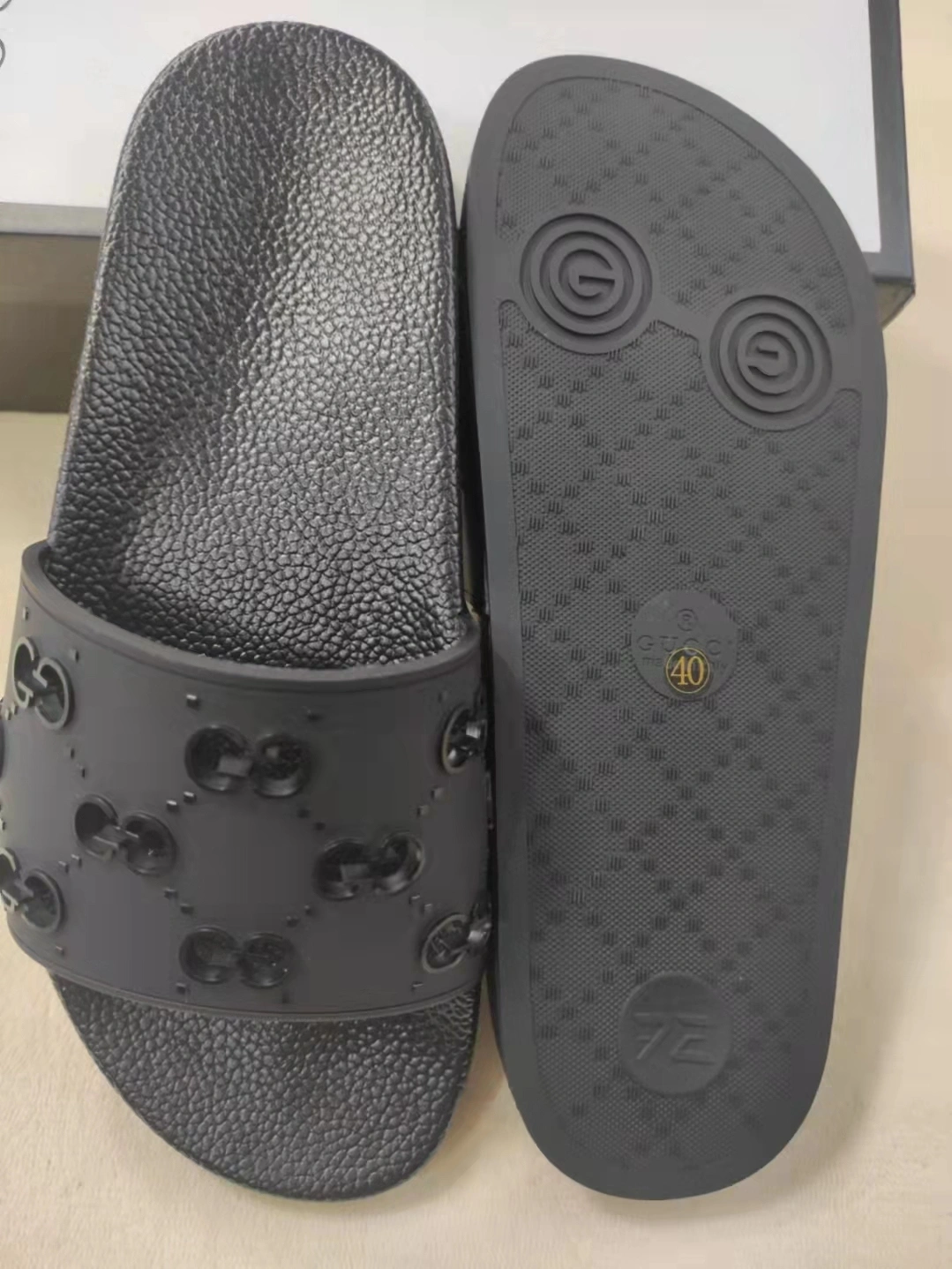 &OOBB- slipper 575957 JDR00 1000 item : B-X158B1245