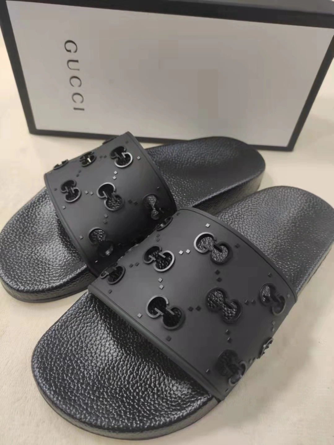 &OOBB- slipper 575957 JDR00 1000 item : B-X158B1245