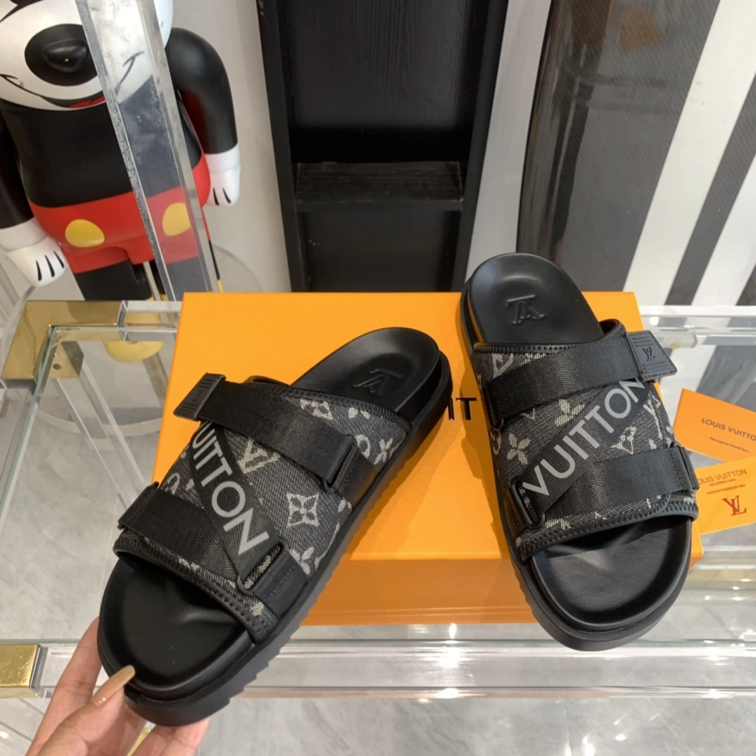 &OOBB— 1A5HQJ logo item:C-X000C0455