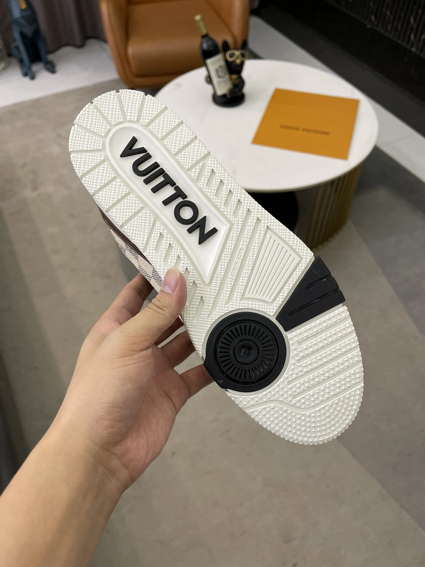 OOBB— 1AAST3 Trainer item:C-X02B1619