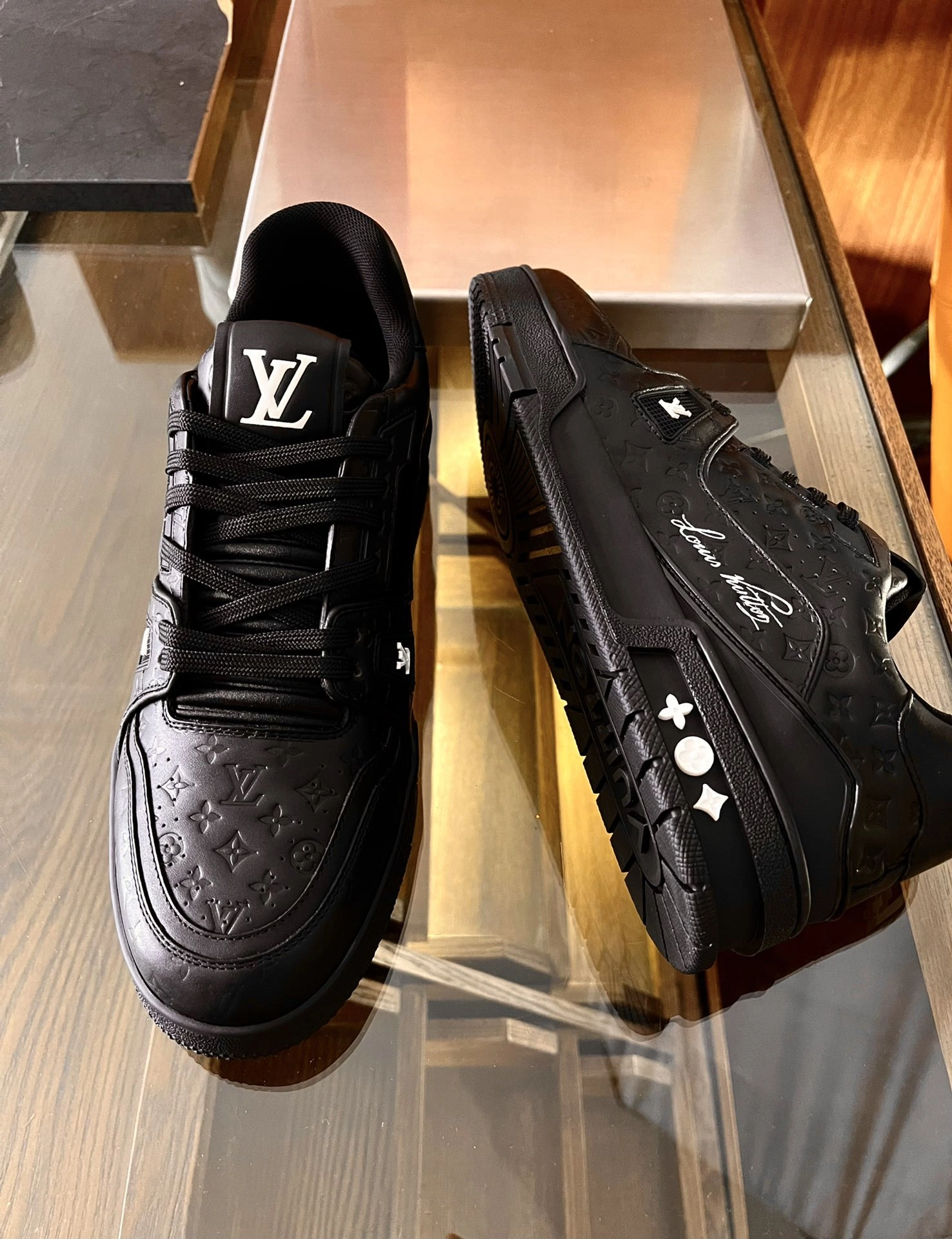 OOBB— 2022TRAINER item:C-X158B1607