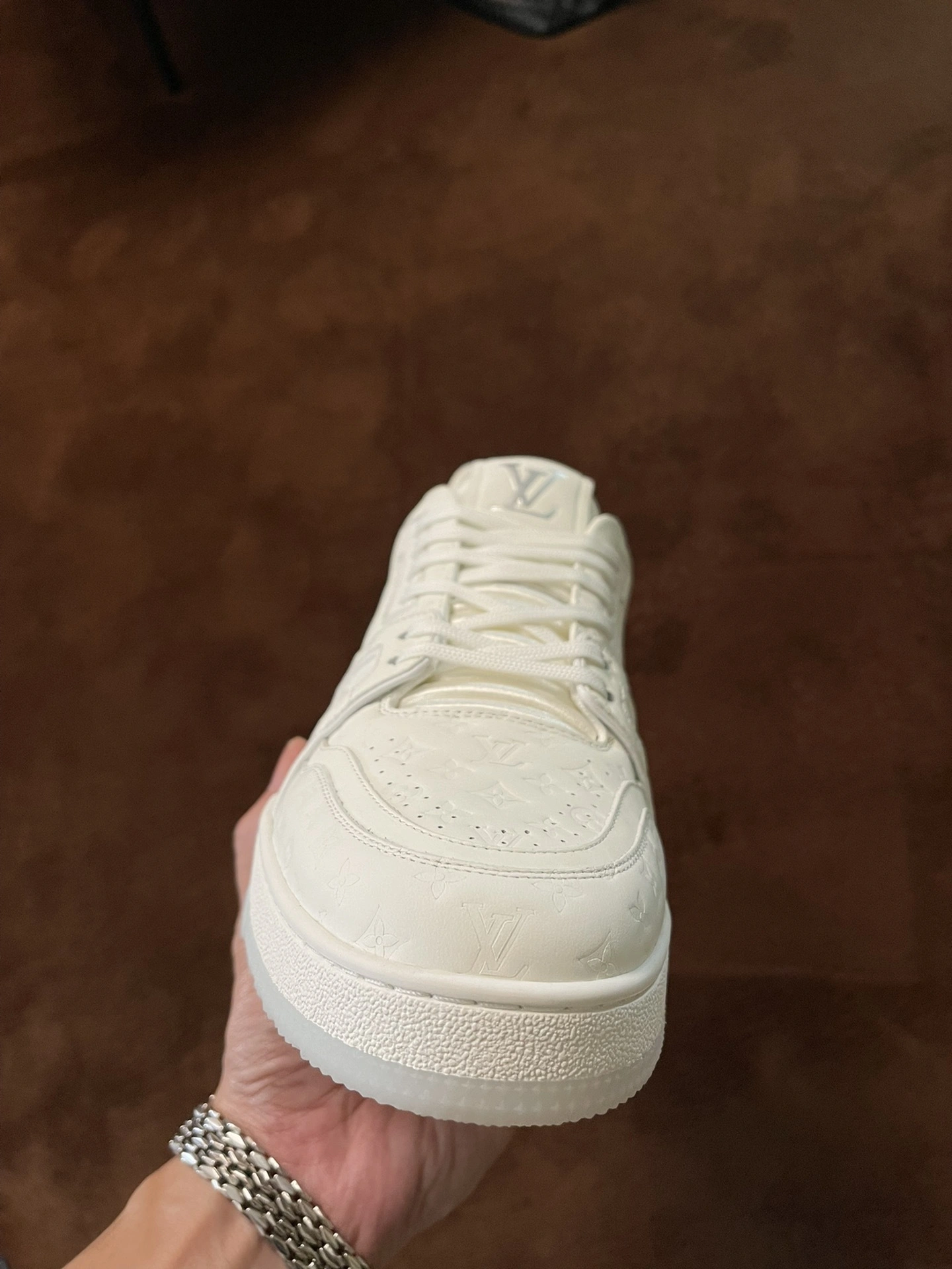 &OOBB— 2022TRAINER item:C-X158B1611