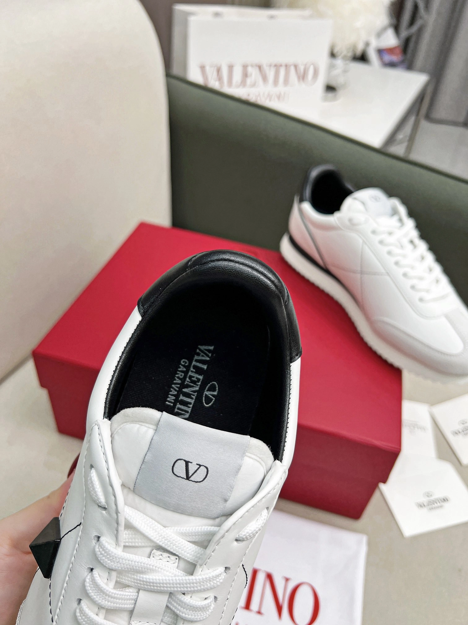 OOBB— 2Y2S0G51TUFQ1X item:C-X02B1638