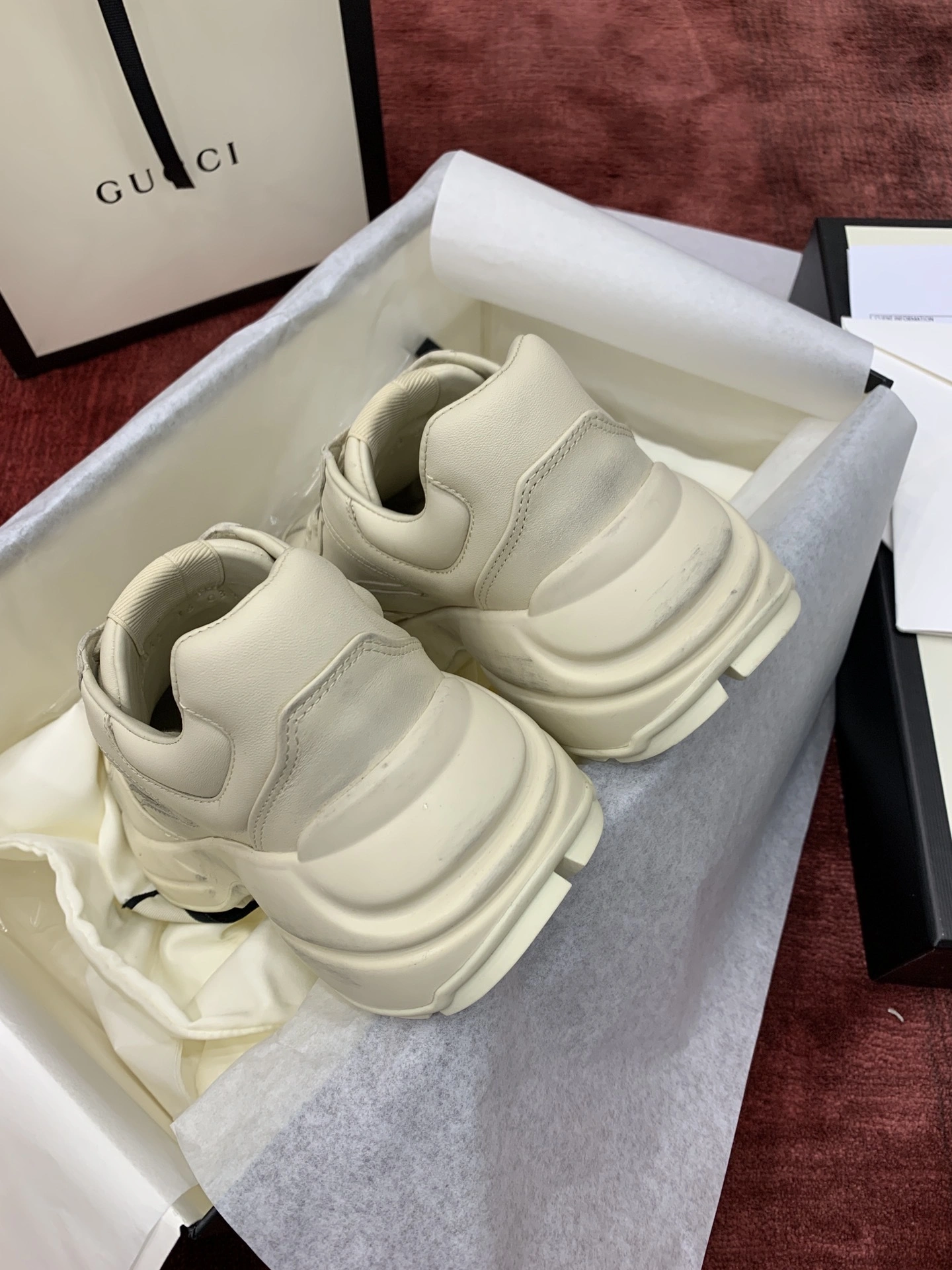 OOBB-498916 A9L00 9522 Rhyton item:B-X230E1833H