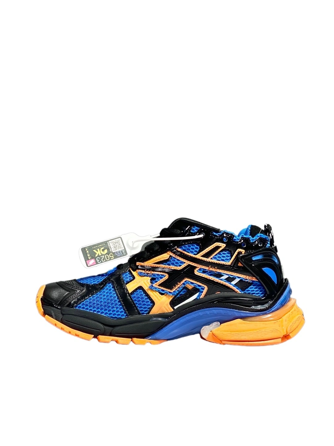 OOBB— 568615W2GN35164 -Runner Demna item:C-X000C0438