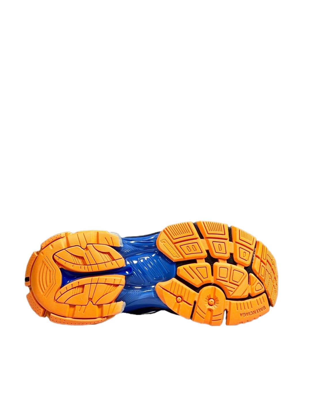 OOBB— 568615W2GN35164 -Runner Demna item:C-X000C0438