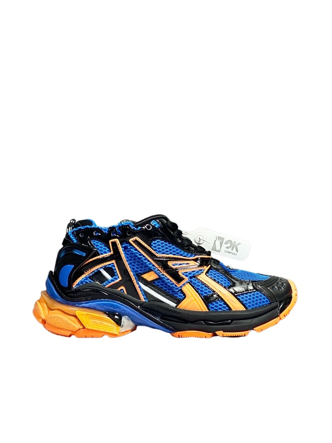 OOBB— 568615W2GN35164 -Runner Demna item:C-X000C0438