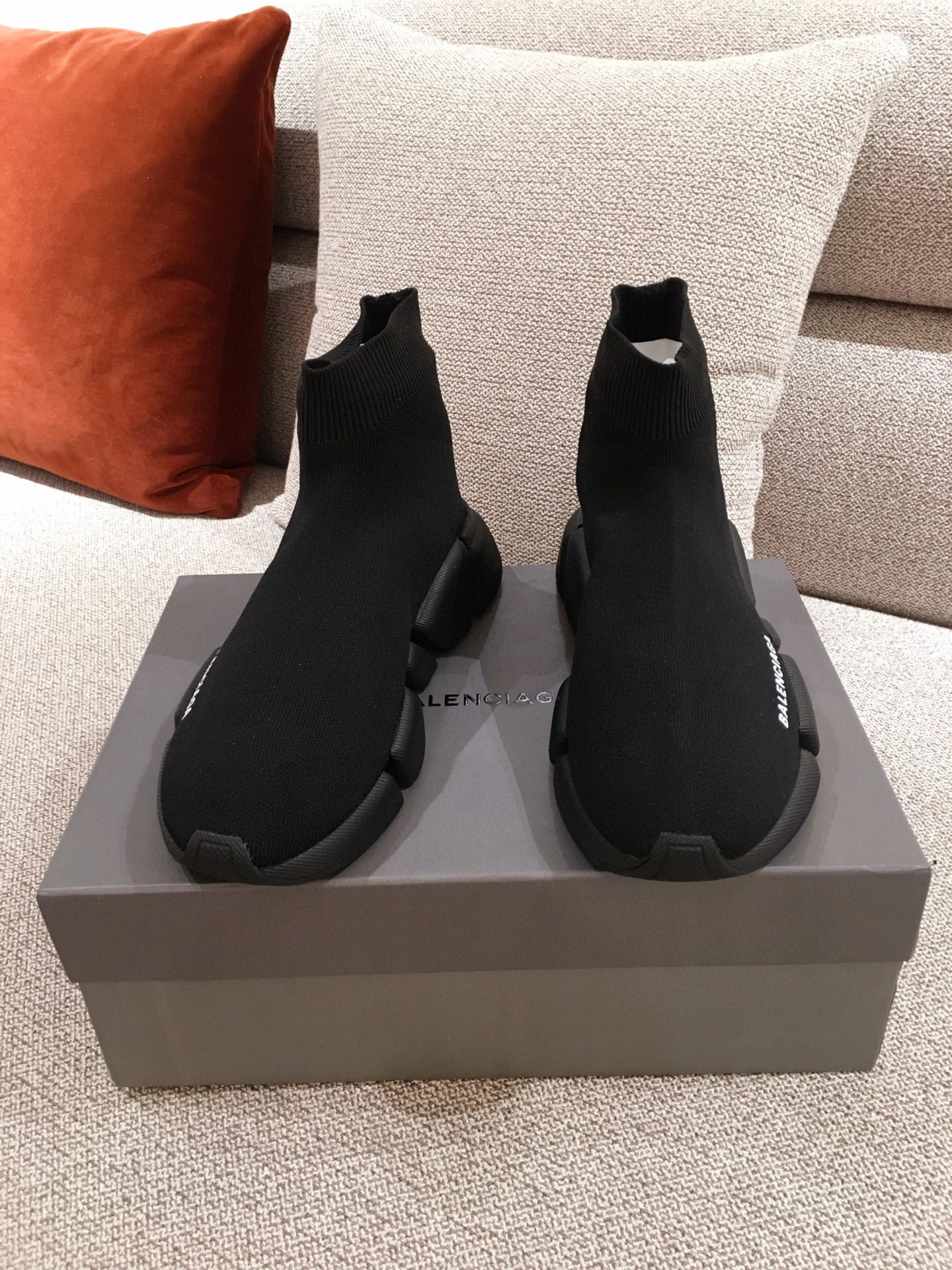 &OOBB-617196W2DB11013 item:B-X230G0501J