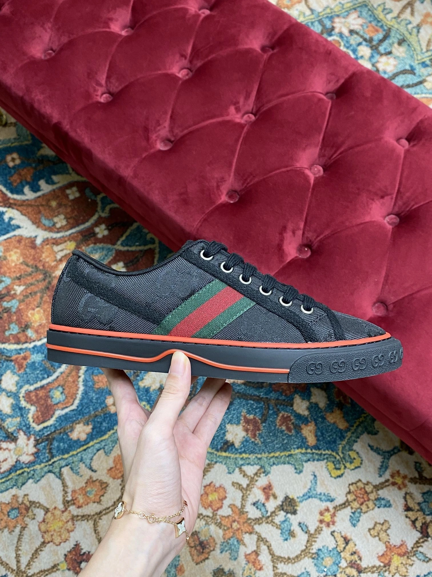 &OOBB— 629242 H9H70 1072 Tennis item:C-X158B1641