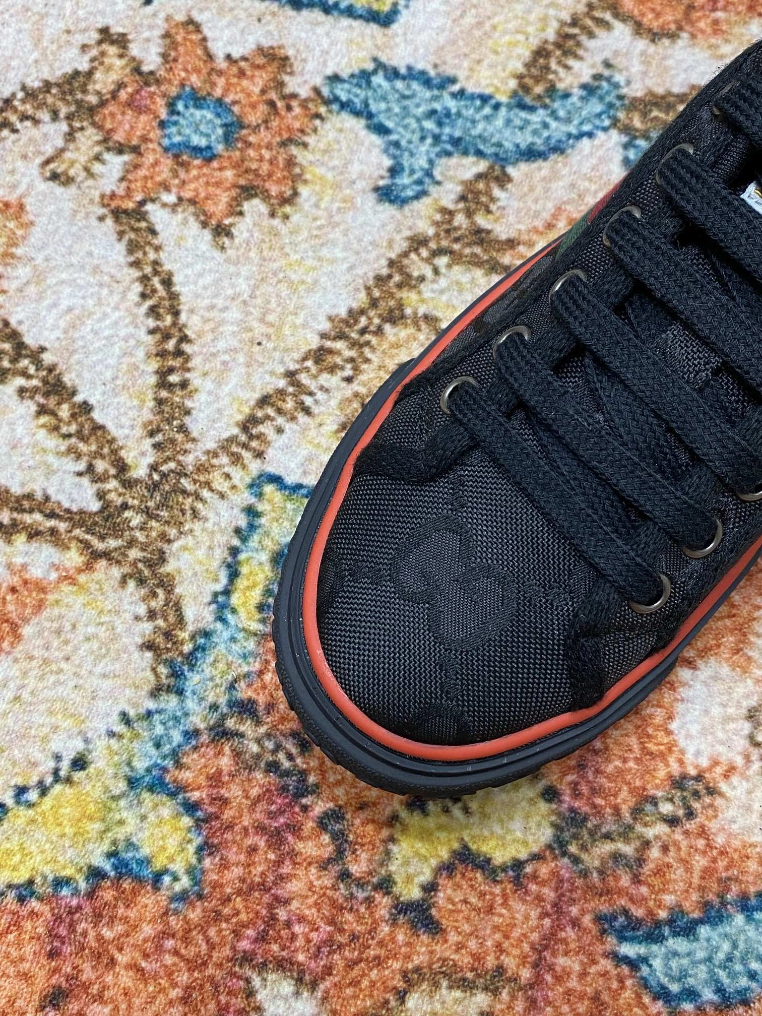 &OOBB— 629242 H9H70 1072 Tennis item:C-X158B1641