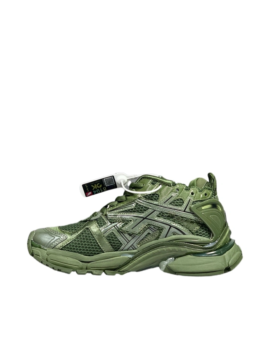 OOBB— 677403W3RB13031-Runner Demna item:C-X000C0443