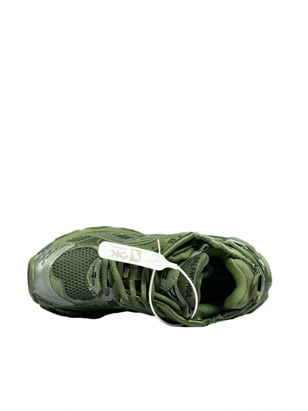 OOBB— 677403W3RB13031-Runner Demna item:C-X000C0443