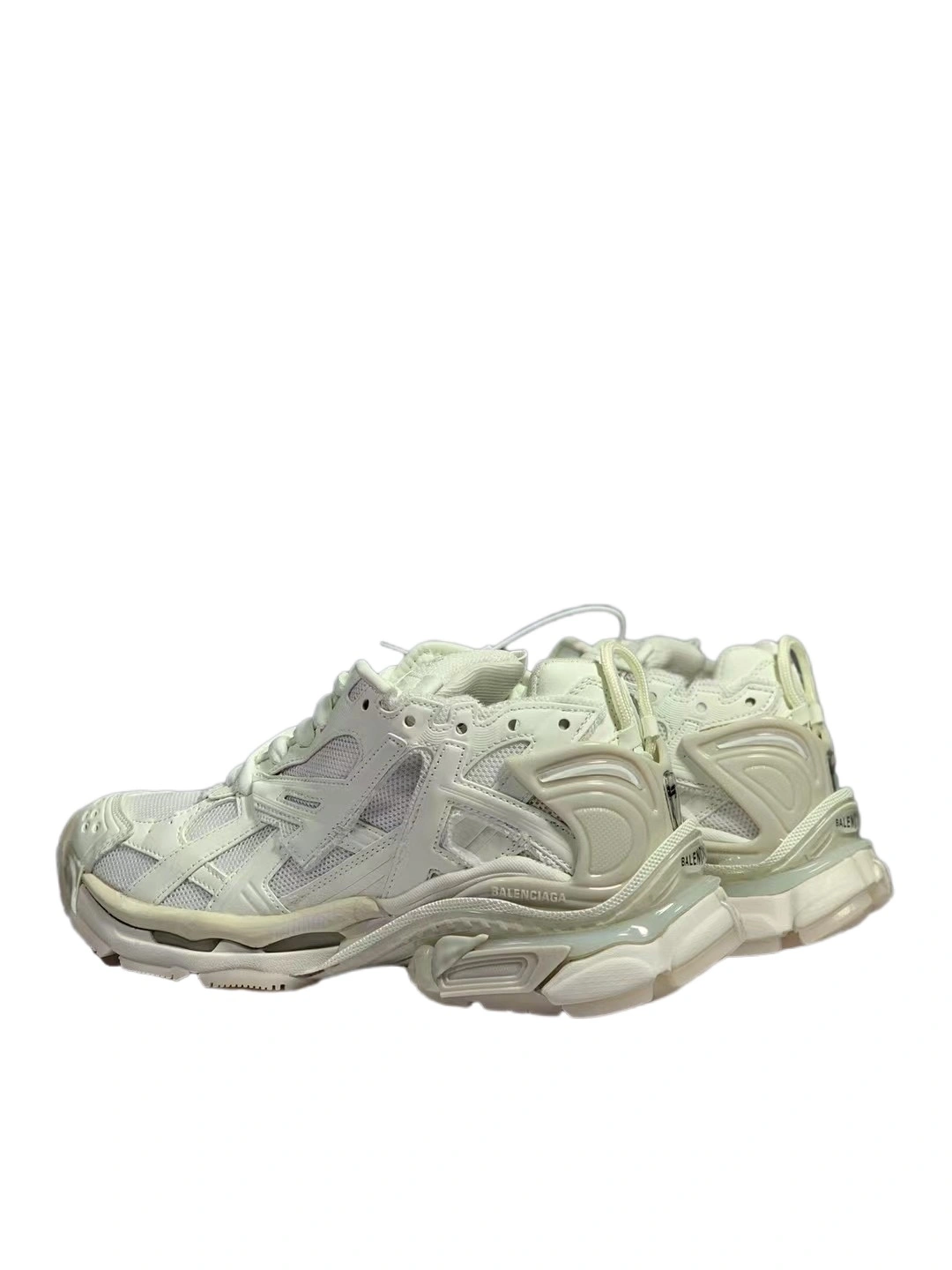 OOBB— 677403W3RBL8100 Runner Demna item:C-X000C0441